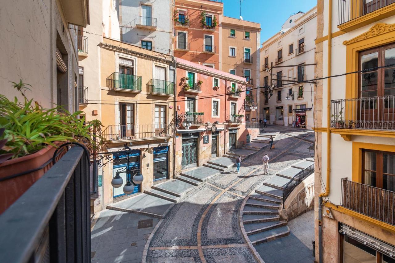 Apartamento En Plaza Sedassos Centro Historico Tarragona Exterior photo
