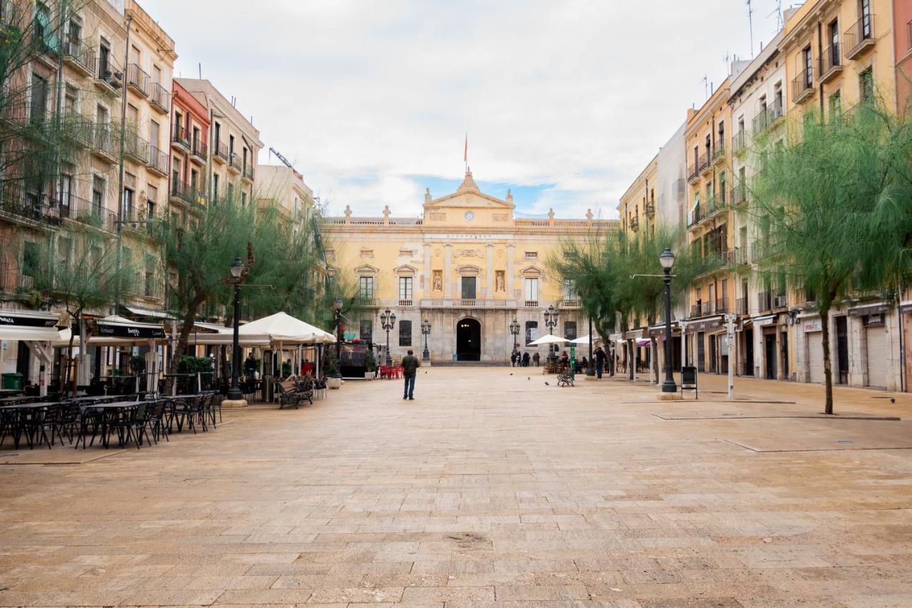 Apartamento En Plaza Sedassos Centro Historico Tarragona Exterior photo
